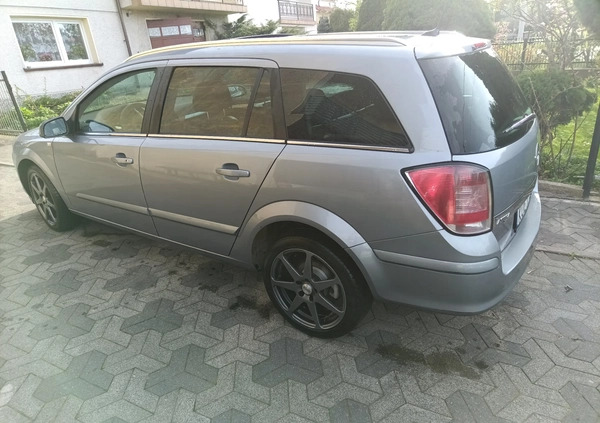 Opel Astra cena 10300 przebieg: 359300, rok produkcji 2007 z Olkusz małe 326